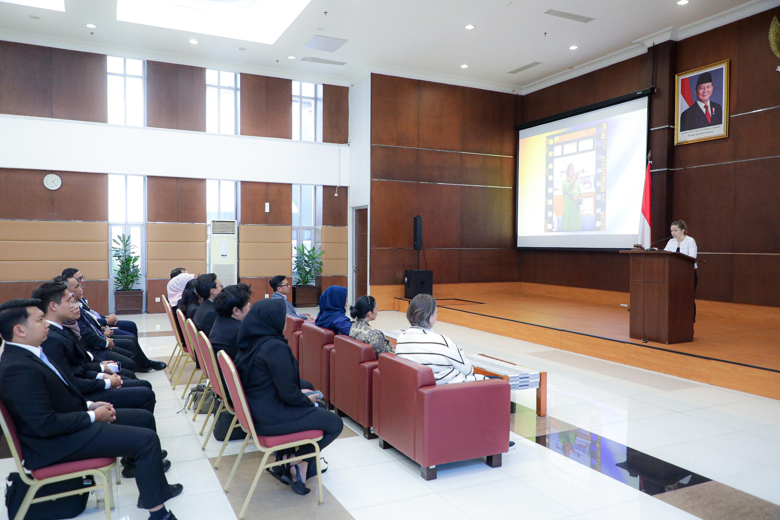 Kemensetneg Perkuat Kemampuan Protokol Internasional
